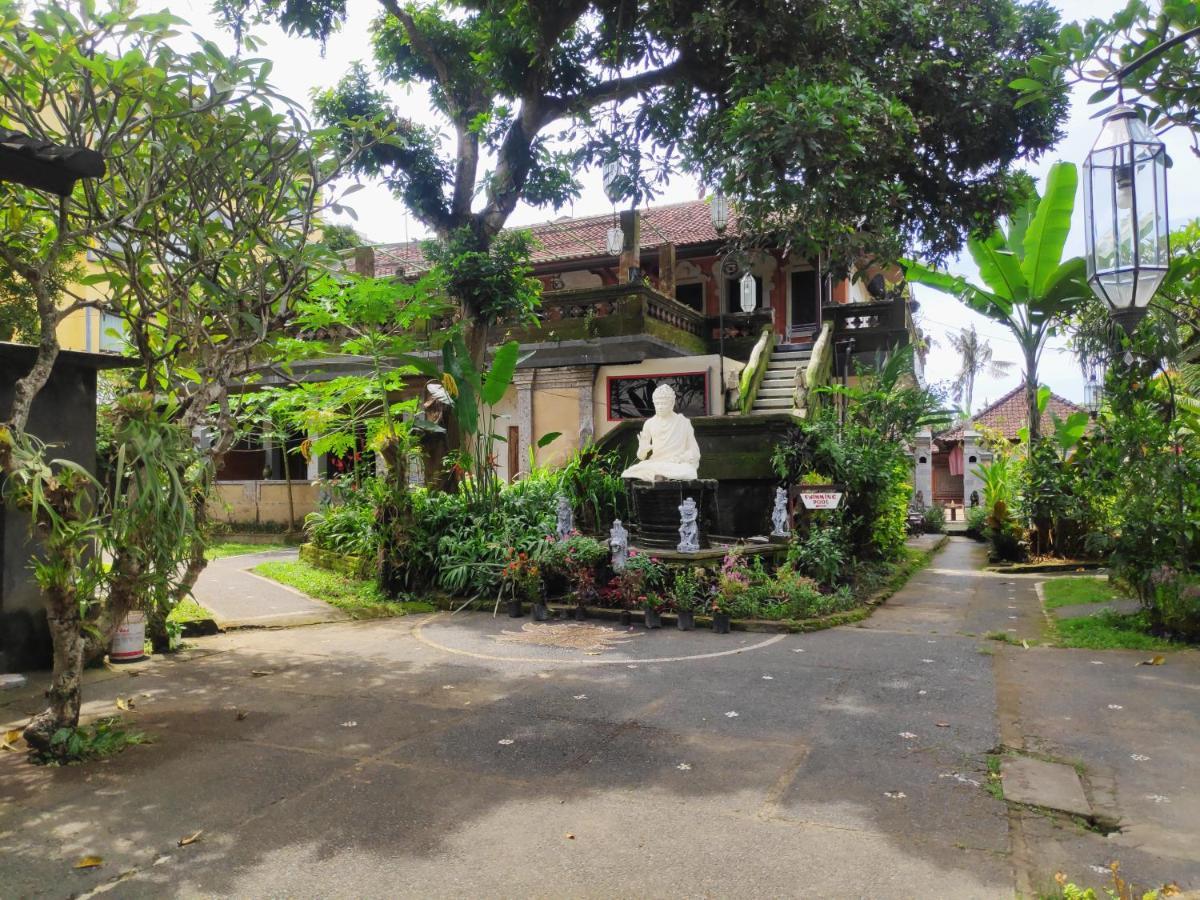 Oka Kartini Ubud Exterior foto